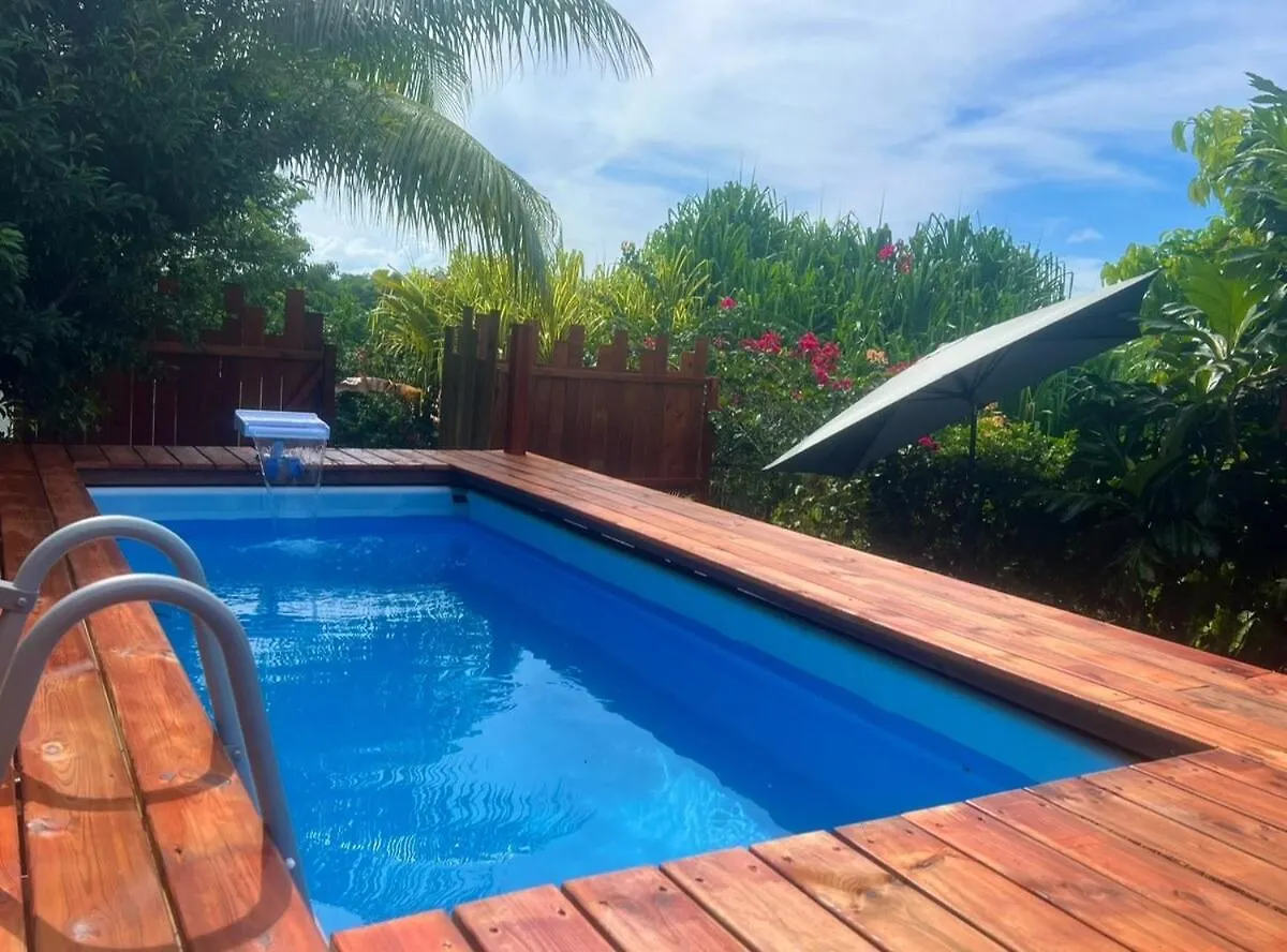 Feriehus Bungalow Corossol Avec Piscine Le Gosier